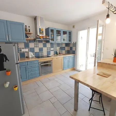 Apartment Splendid Family In Toulouse